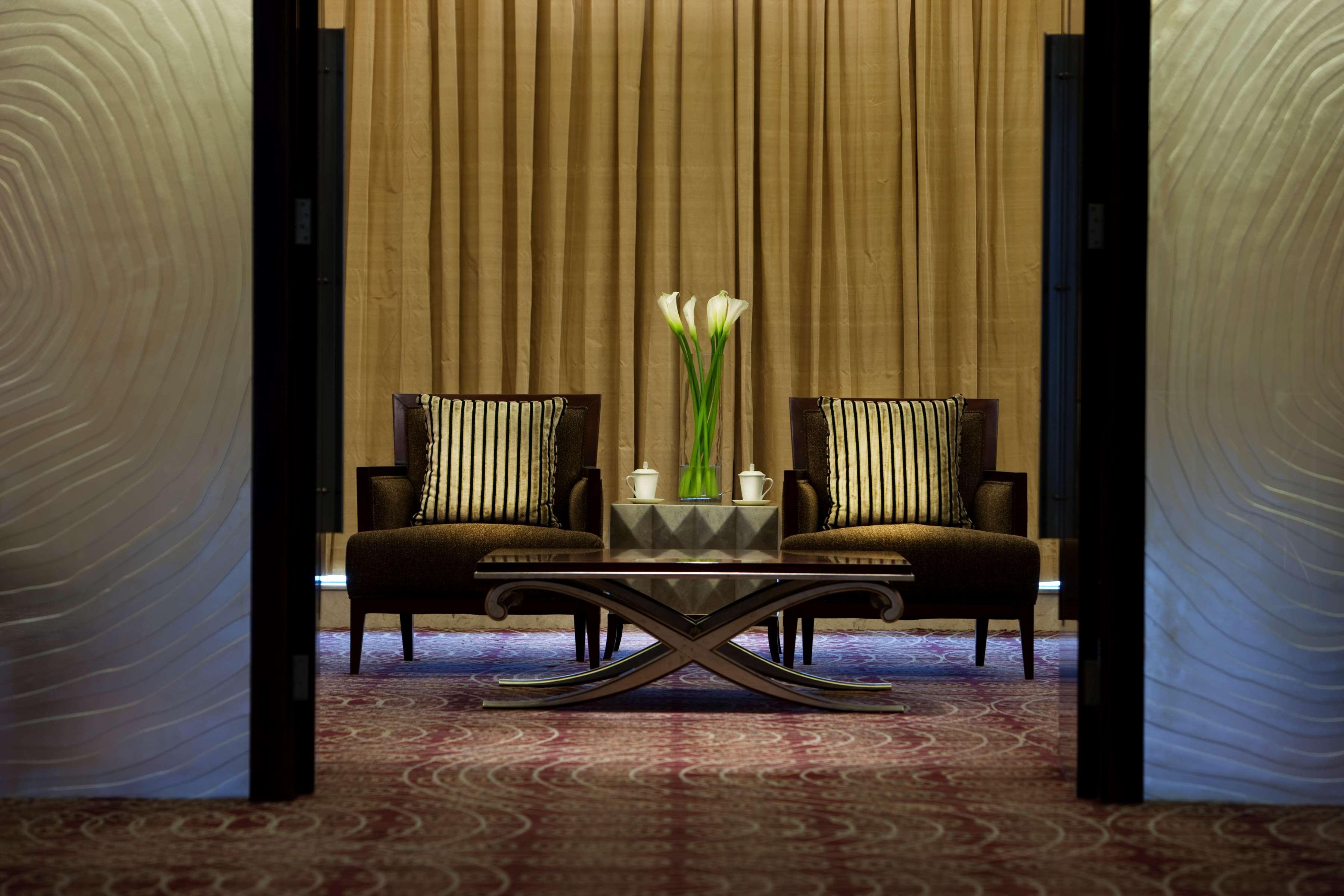 Radisson Tianjin Hotel Exterior photo